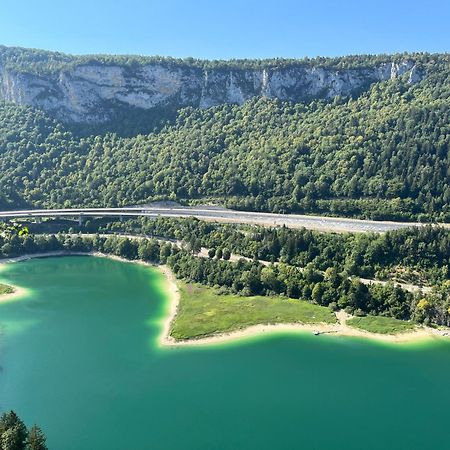 Lumineux, Centre-Ville D'Oyonnax, A 2 Pas Des Lacs Extérieur photo